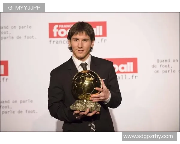 梅西称霸世界足球场 圆梦世界杯的传奇之路与背后的故事